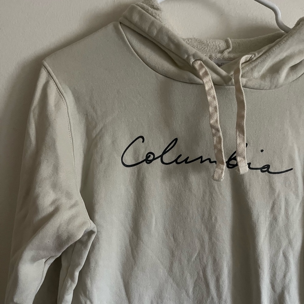 Columbia Off White hoodie